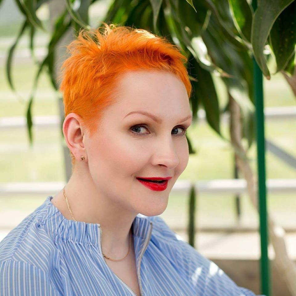 Populārā vizāžiste par Beaute Pacifique Submersive Serum Paradoxe