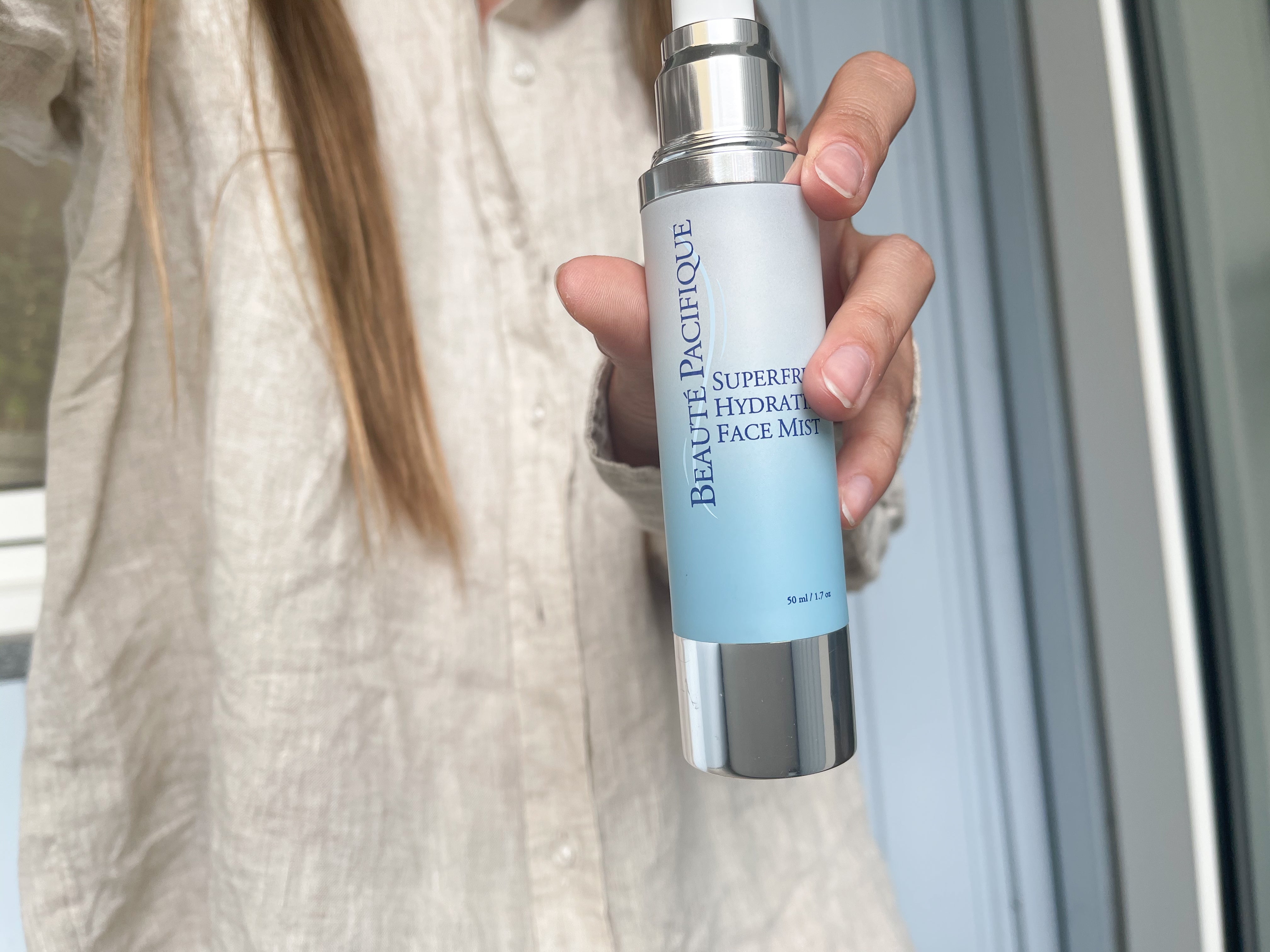 Mitrinošs sejas sprejs | SUPER FRUIT Face Mist, 50ml